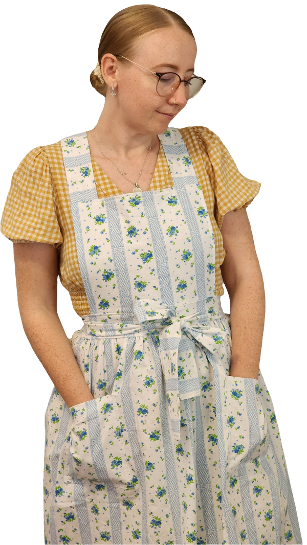 Full Apron: Porcelain Garden