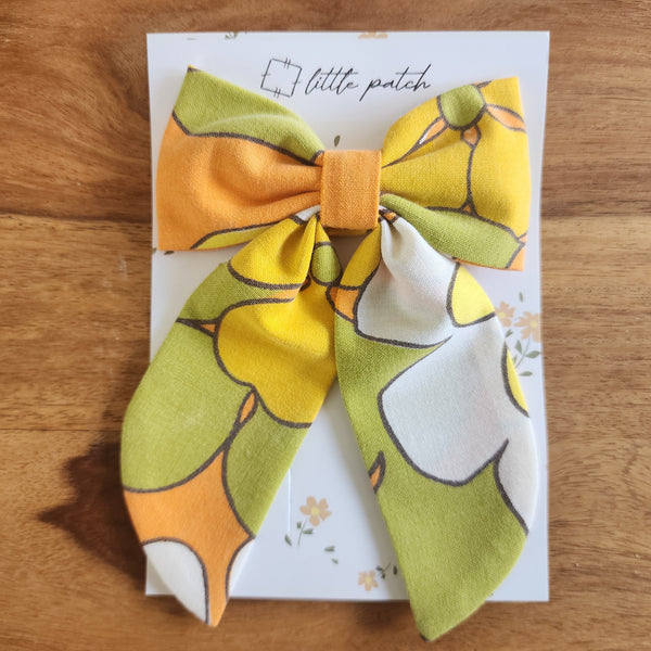 Hair Bow- Golden Grove
