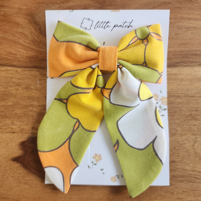 Hair Bow- Golden Grove