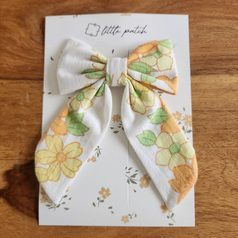 Small Hair Bow- Spring